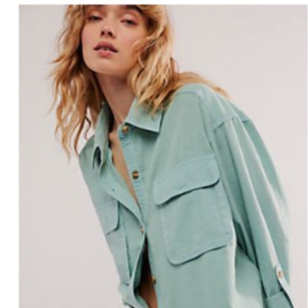 Free People - Beautiful Light Blue Shirt Jacket